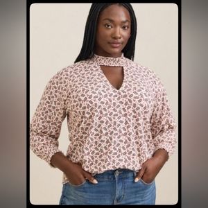 TORRID☆Chocker Neck Top